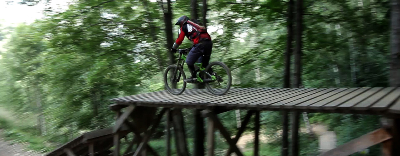 les stages de VTT de descente en bike parks